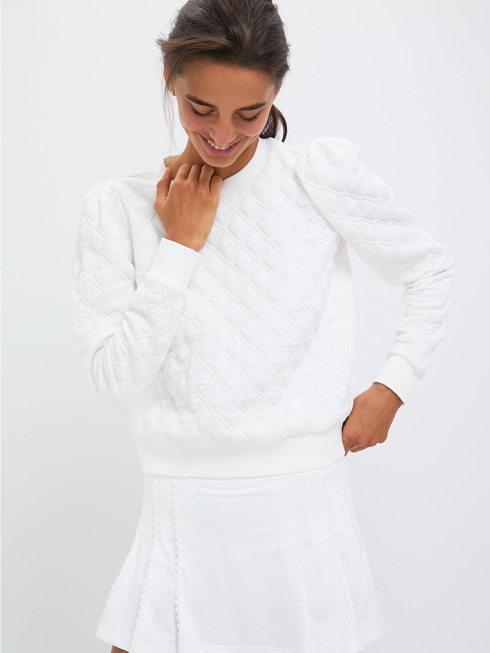 Tuckernuck White Puff Sleeve Quilted Pullover Small